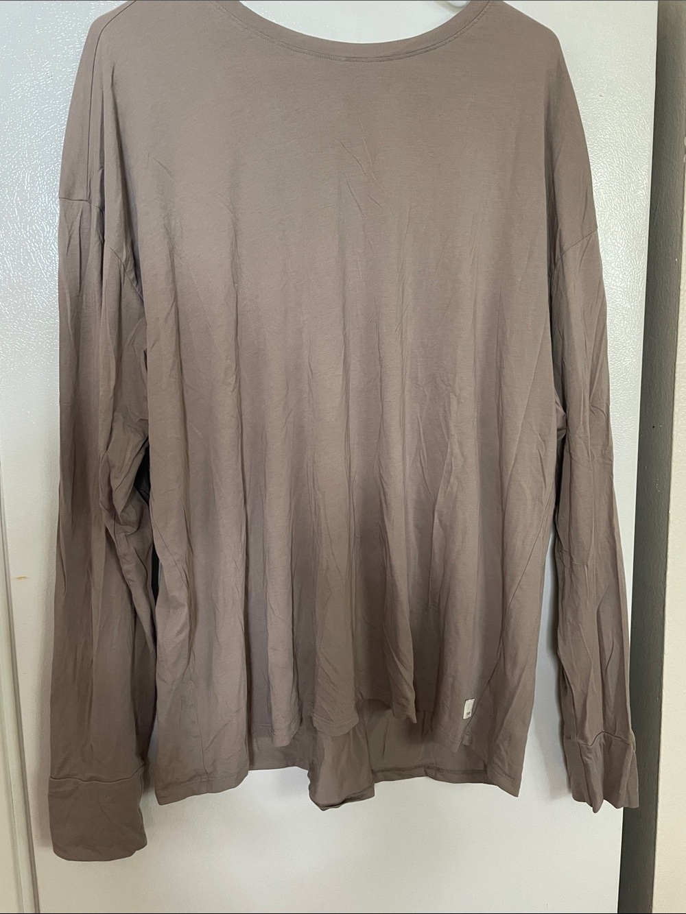 Vuori Men’s XL Slate Cotton Blend Everyday Versatile Long Sleeve Comfort Shirt